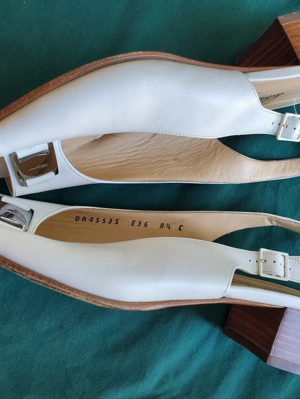 Salvatore Ferragamo Renata Spago 8.5 C open-toe slingback heels - White & Silver